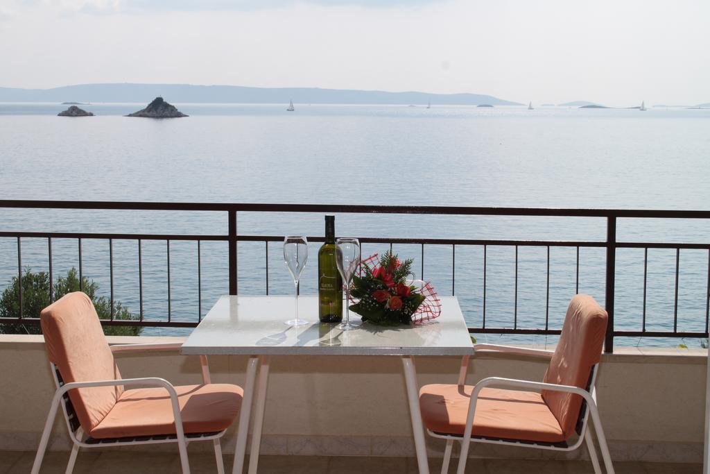 Apartments Villa Marija Seget Vranjica Værelse billede