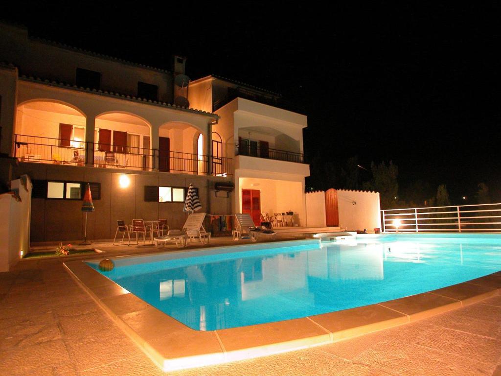 Apartments Villa Marija Seget Vranjica Eksteriør billede