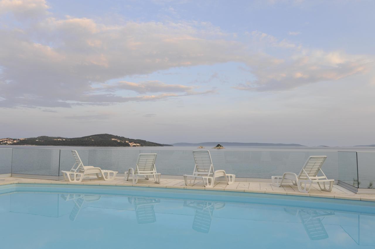Apartments Villa Marija Seget Vranjica Eksteriør billede