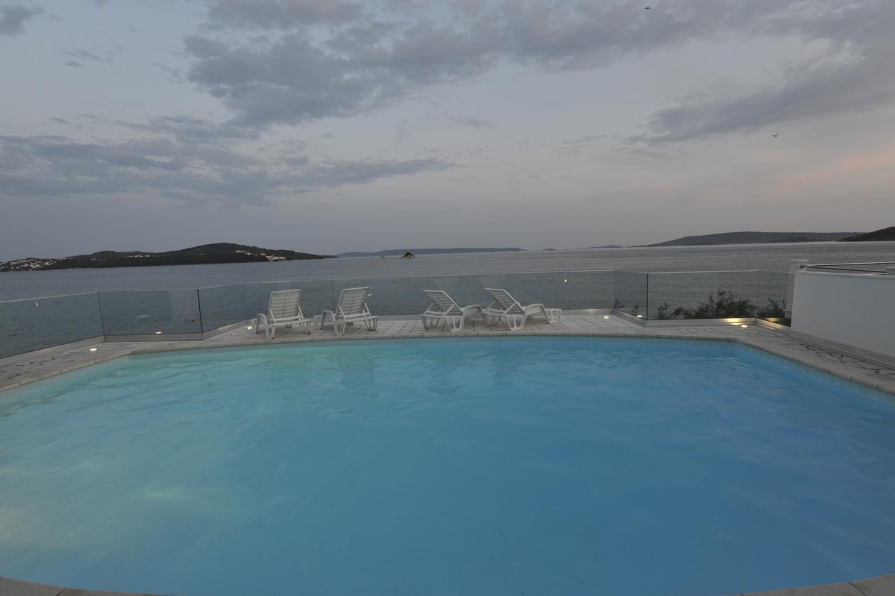 Apartments Villa Marija Seget Vranjica Eksteriør billede