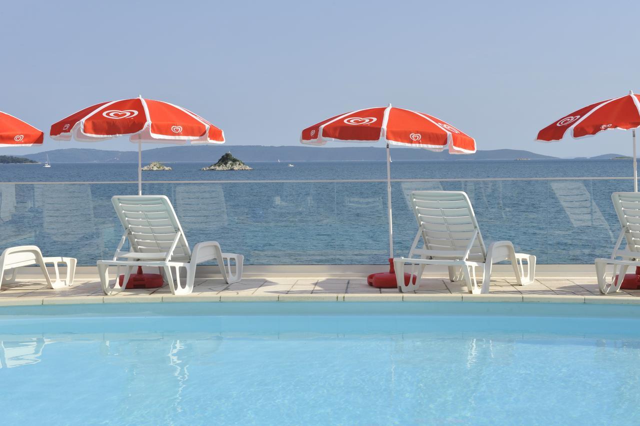 Apartments Villa Marija Seget Vranjica Eksteriør billede
