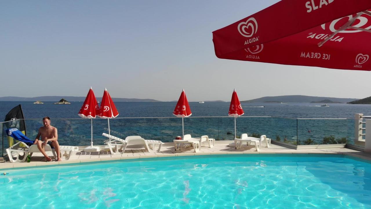 Apartments Villa Marija Seget Vranjica Eksteriør billede